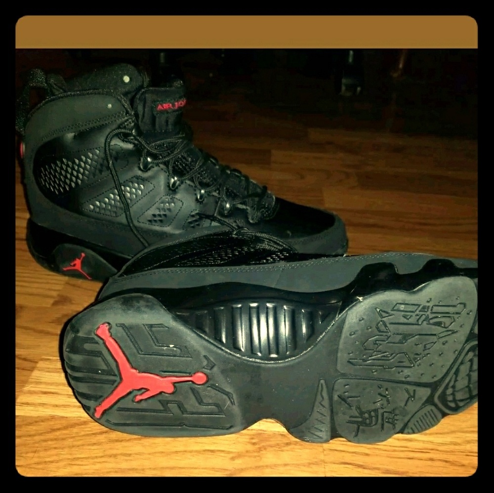 Air Jordan retro 9S black /red